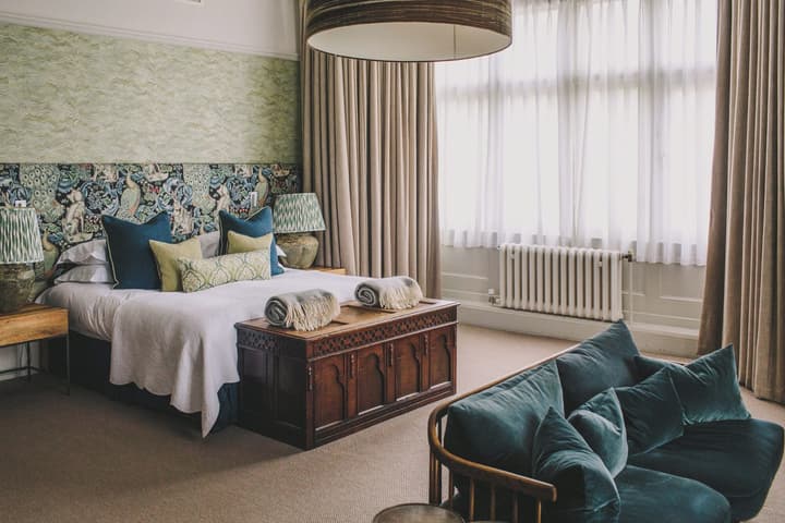 Hampton Manor