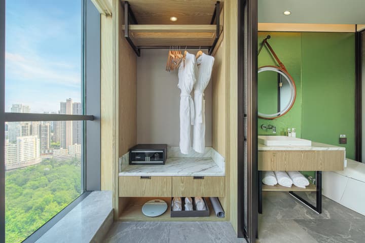 Holiday Inn Zhuhai City Center by IHG