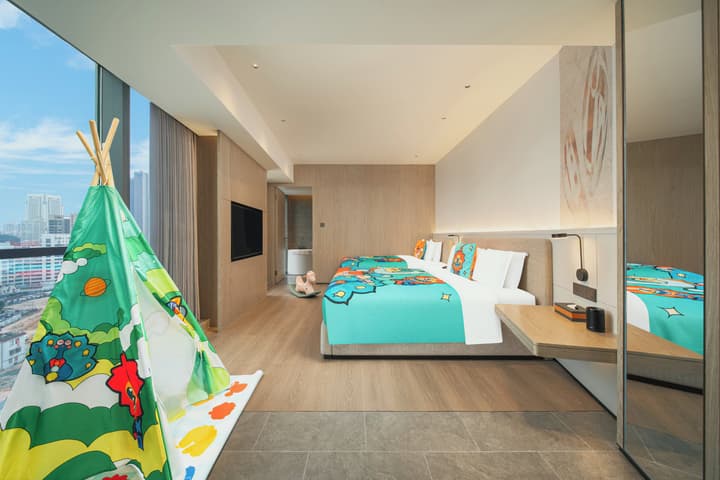 Holiday Inn Zhuhai City Center by IHG