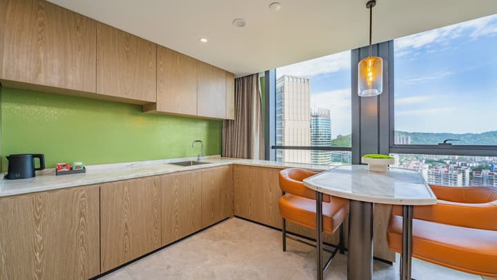 Holiday Inn Zhuhai City Center by IHG