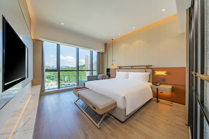 Holiday Inn Zhuhai City Center by IHG