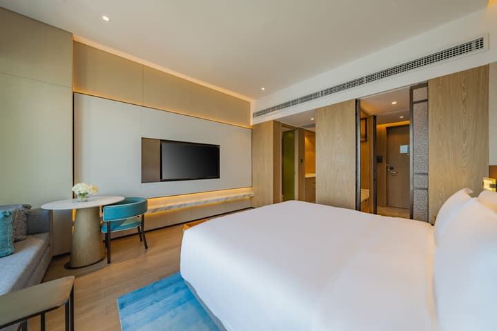 Holiday Inn Zhuhai City Center by IHG