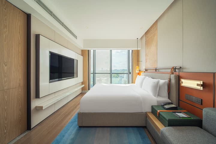 Holiday Inn Zhuhai City Center by IHG