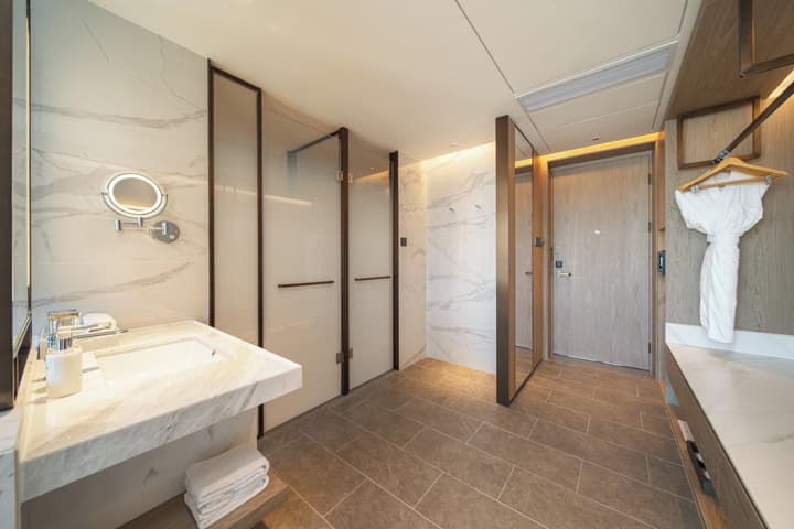 Holiday Inn Zhuhai City Center by IHG