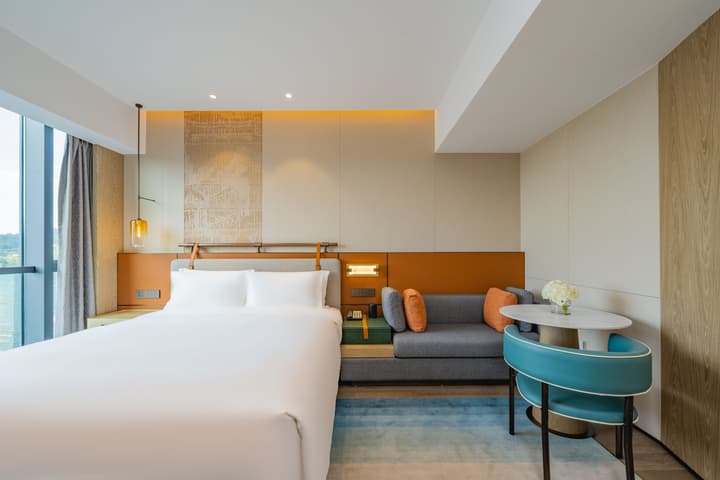 Holiday Inn Zhuhai City Center by IHG