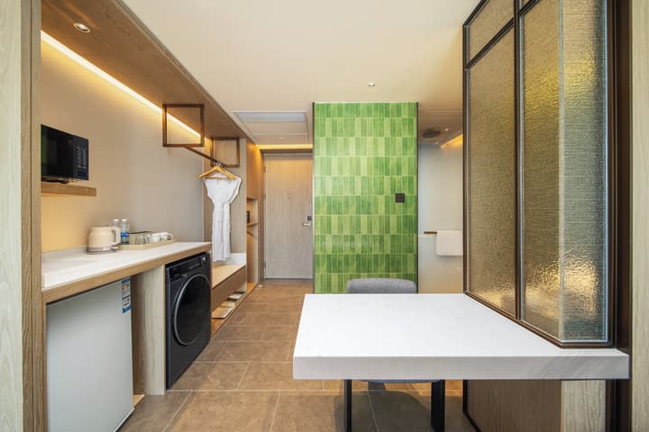 Holiday Inn Zhuhai City Center by IHG