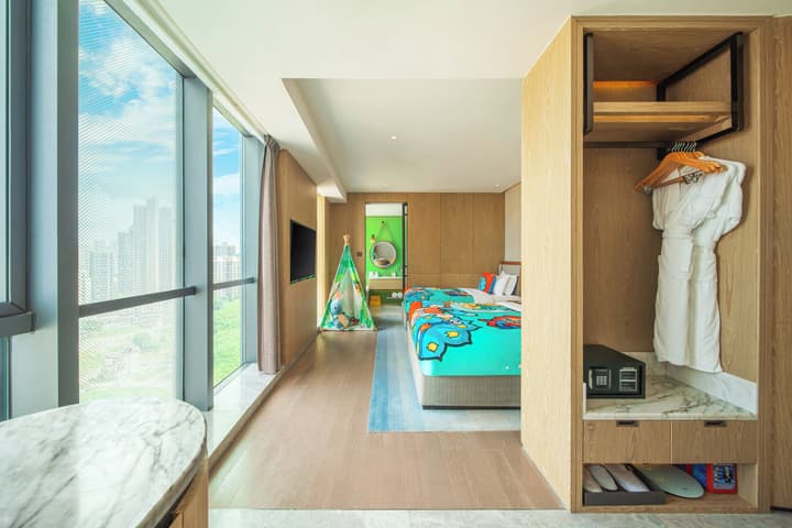 Holiday Inn Zhuhai City Center by IHG