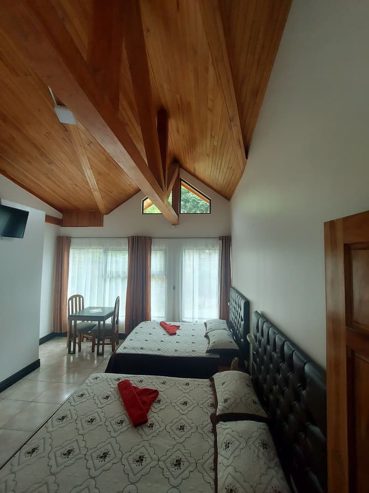 Alisson Hotel & Restaurant