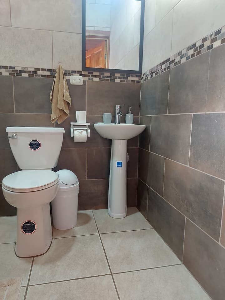 Alisson Hotel & Restaurant