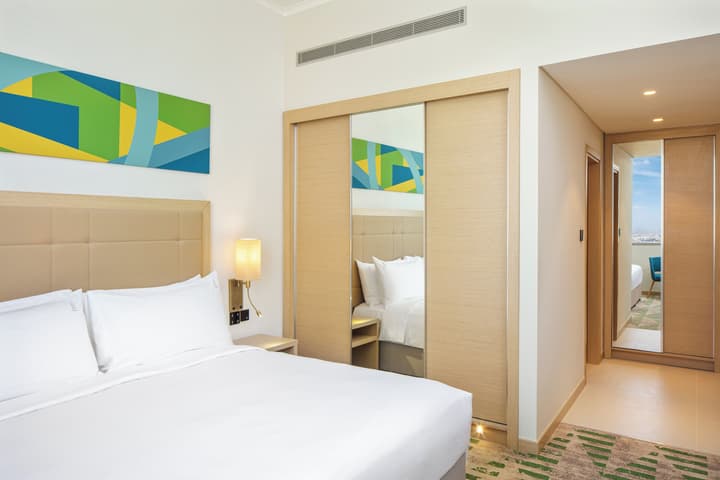 Holiday Inn Hotel & Suites Dubai Science Park by IHG