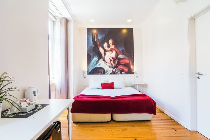 Lisbon Arsenal Suites