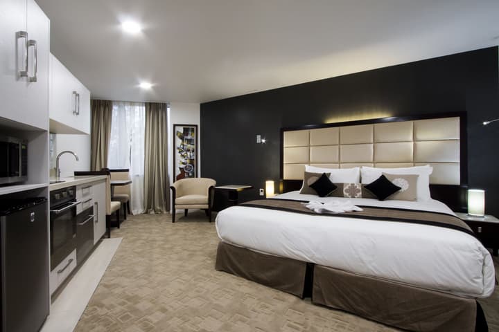 VR Queen Street - Hotel & Suites