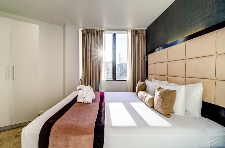 VR Queen Street - Hotel & Suites