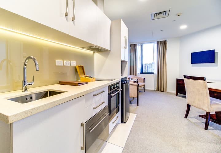 VR Queen Street - Hotel & Suites
