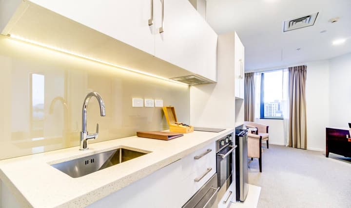 VR Queen Street - Hotel & Suites