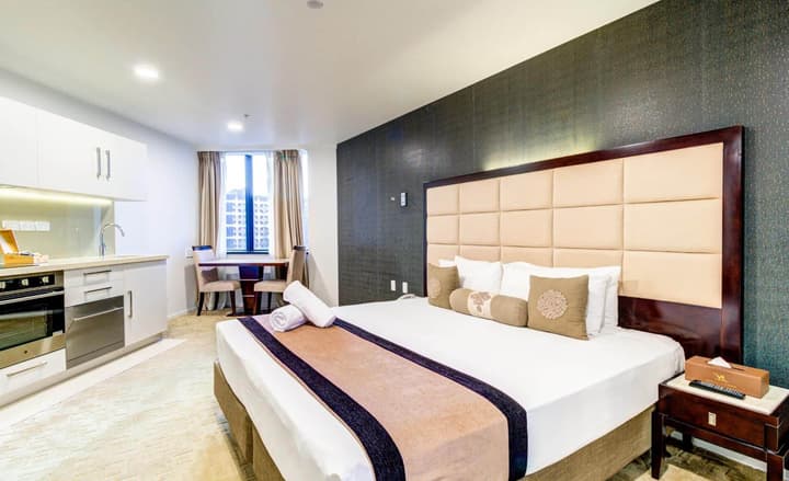 VR Queen Street - Hotel & Suites