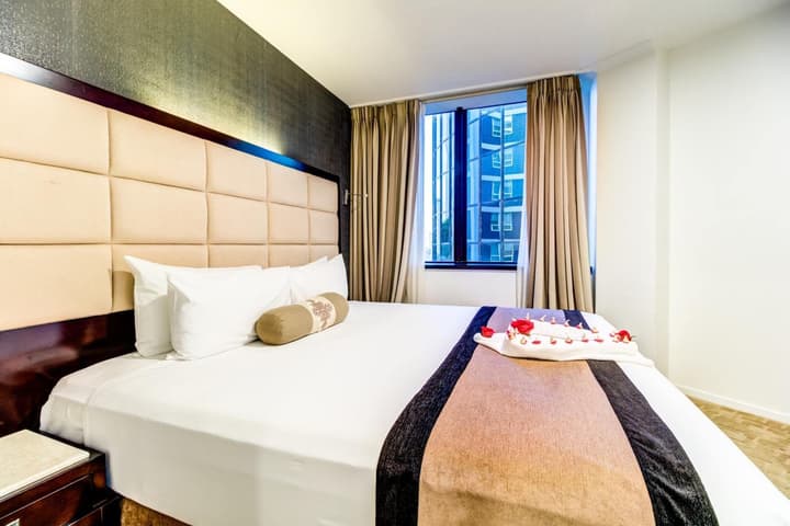 VR Queen Street - Hotel & Suites