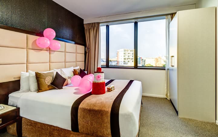 VR Queen Street - Hotel & Suites