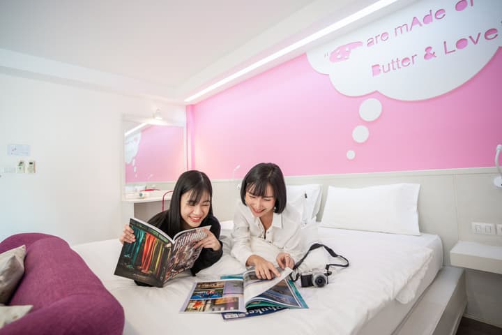 The Tint at Phuket town