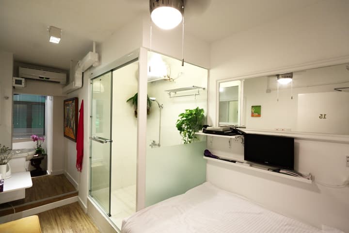 Apple Inn (Causeway Bay)