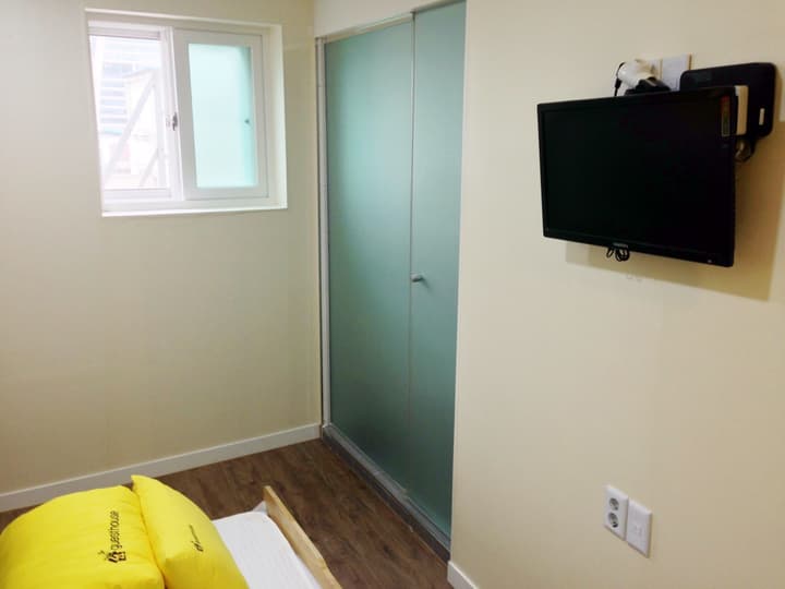 24 Guesthouse Myeongdong Avenue