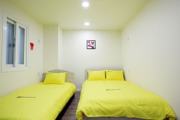 24 Guesthouse Myeongdong Avenue