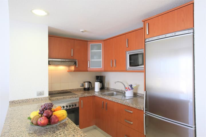 Ona Beverly Hills Suites