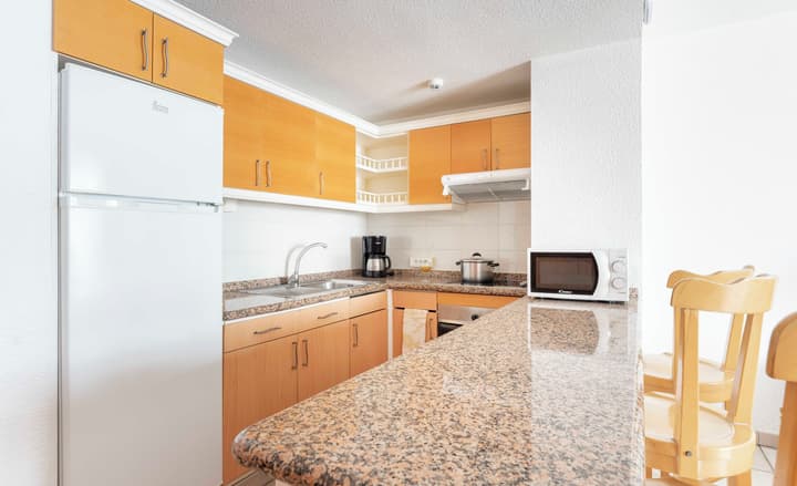 Ona Beverly Hills Suites