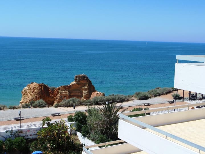 Hotel Luar