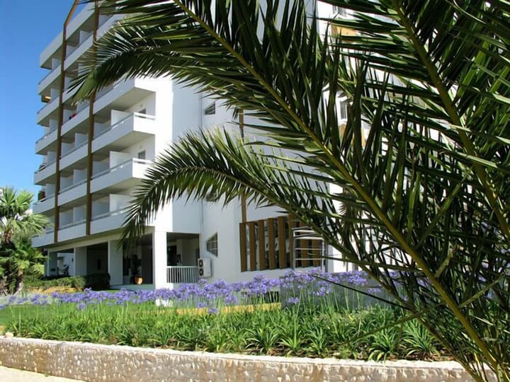 Hotel Luar
