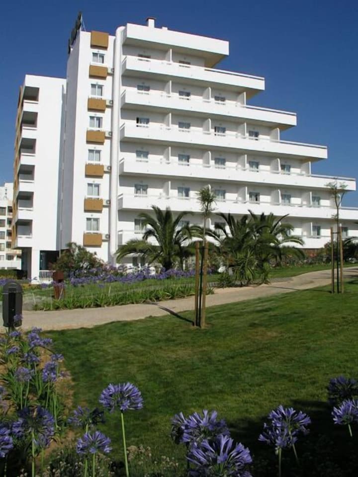 Hotel Luar