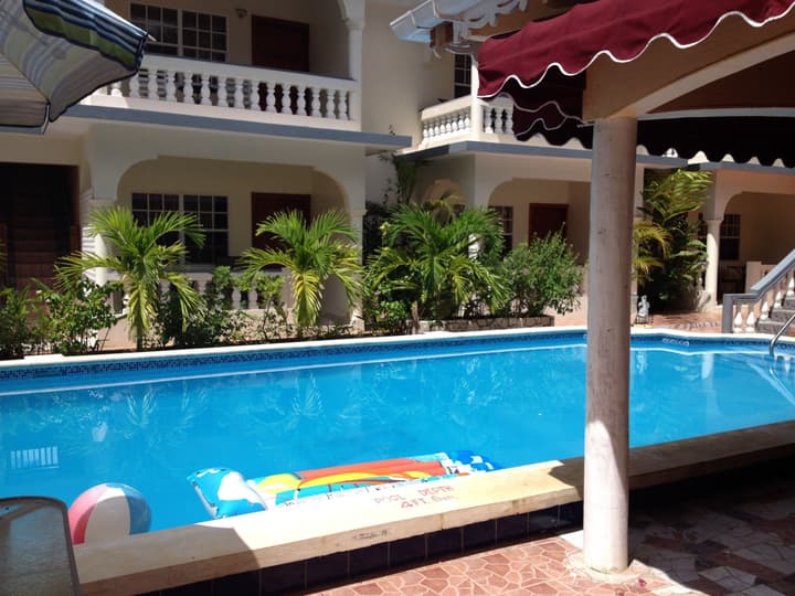 Rayon Hotel