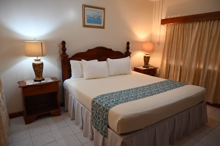 Rayon Hotel
