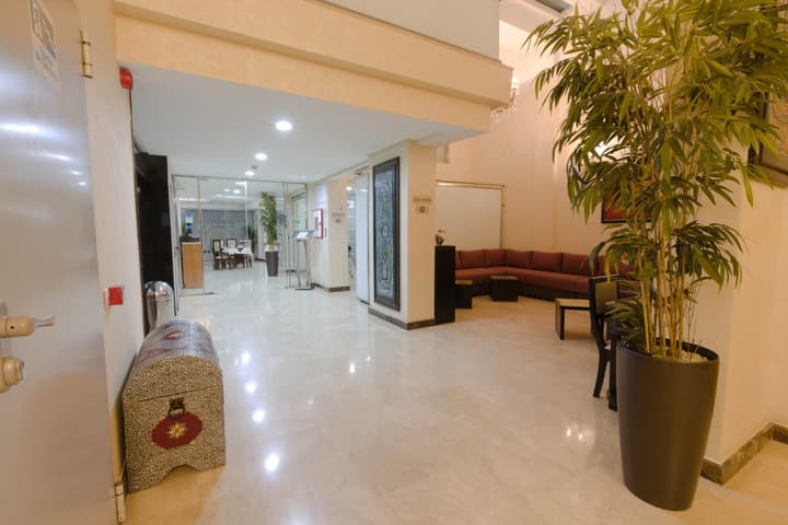 Alwalid Hotel