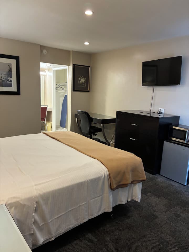 Century Inn