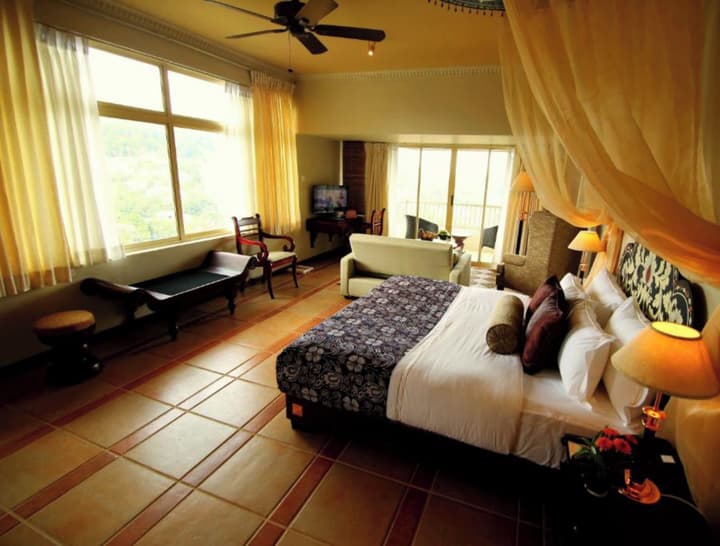 Thilanka Hotel
