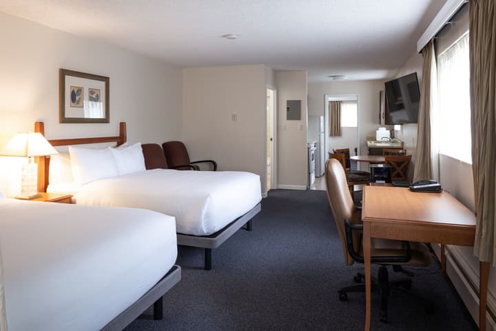 Robin Hood Inn & Suites