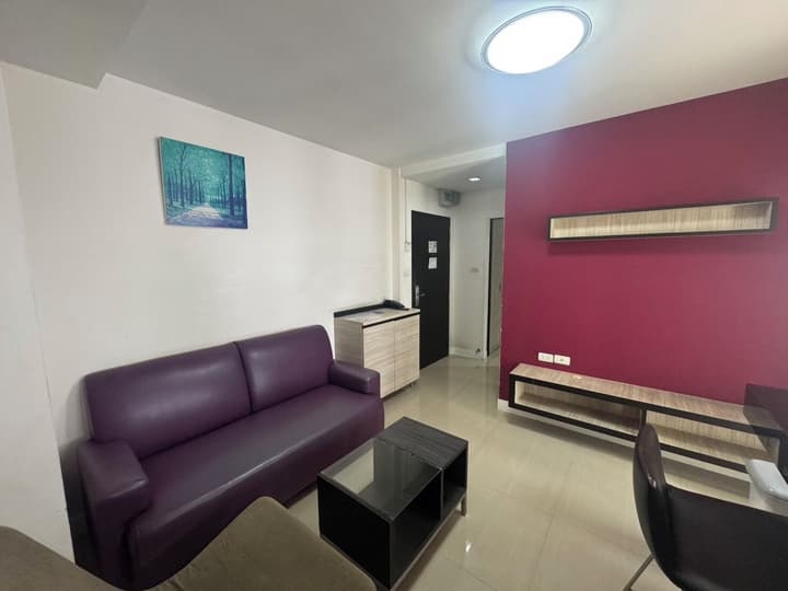 Palette Bella B All Suites Bangkok Hotel
