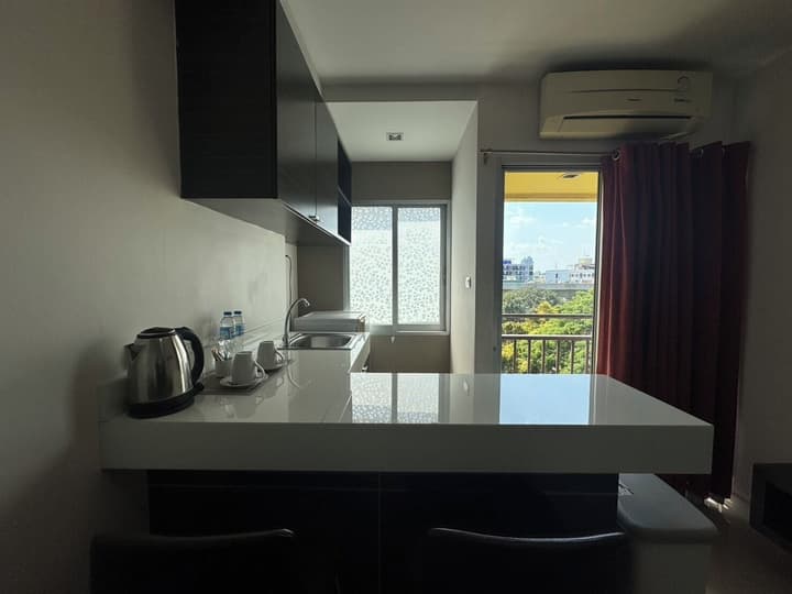Palette Bella B All Suites Bangkok Hotel