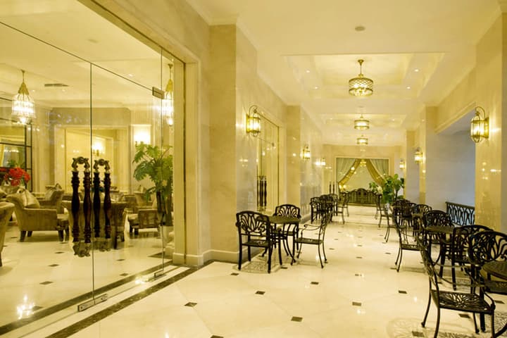 Eldora Hotel