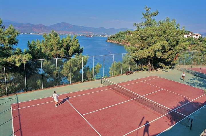 Club & Hotel Letoonia