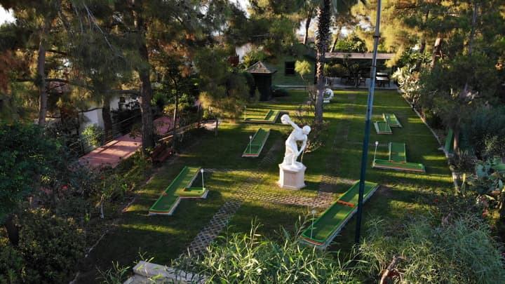 Club & Hotel Letoonia