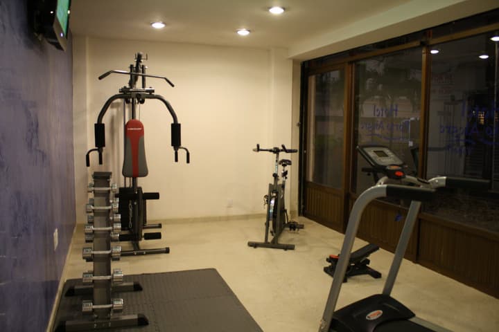 Hotel Porto Allegro - Near Malecon