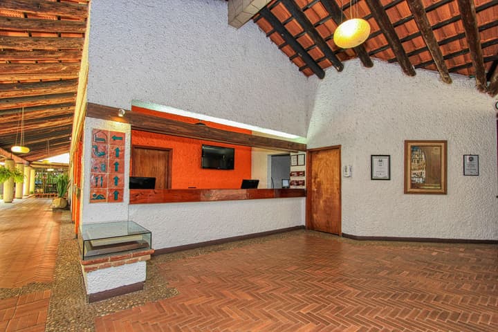 Hotel Ciudad Real Palenque