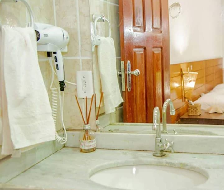 Jeri Village Hotel
