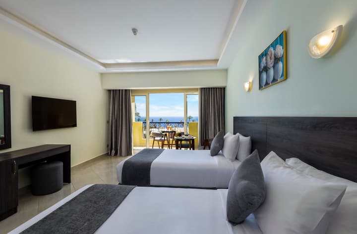 Grand Oasis Resort