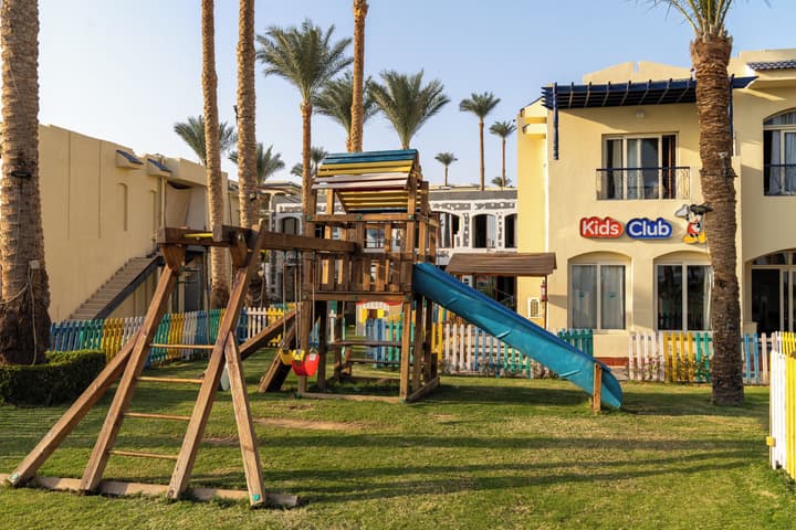 Grand Oasis Resort