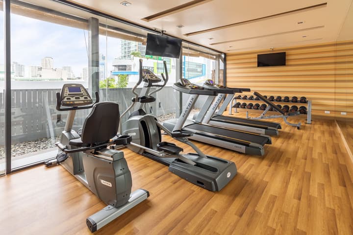 Holiday Inn Express Bangkok Sukhumvit 11 by IHG