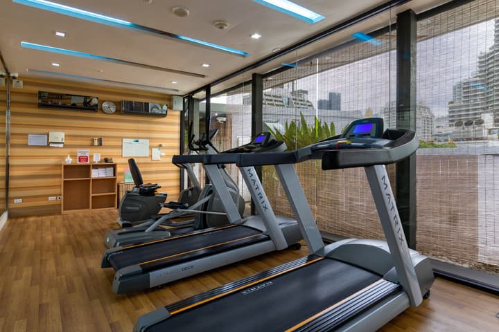 Holiday Inn Express Bangkok Sukhumvit 11 by IHG