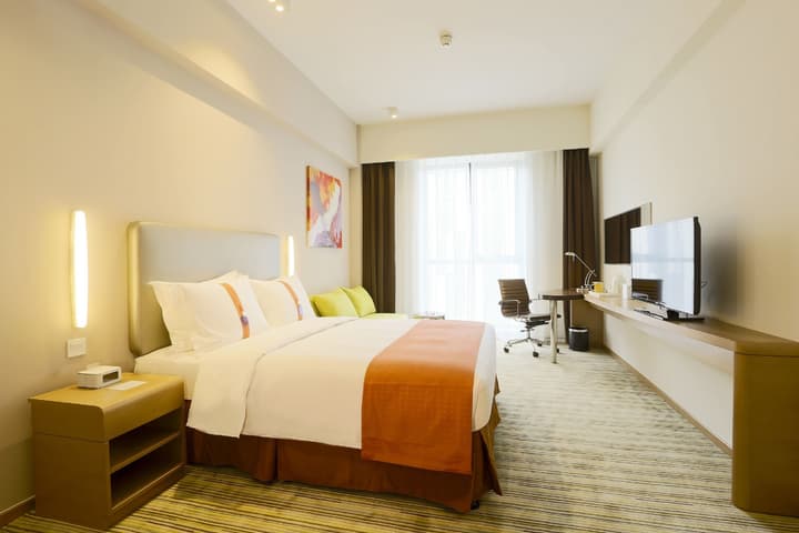 Holiday Inn Express Shanghai Gongkang by IHG